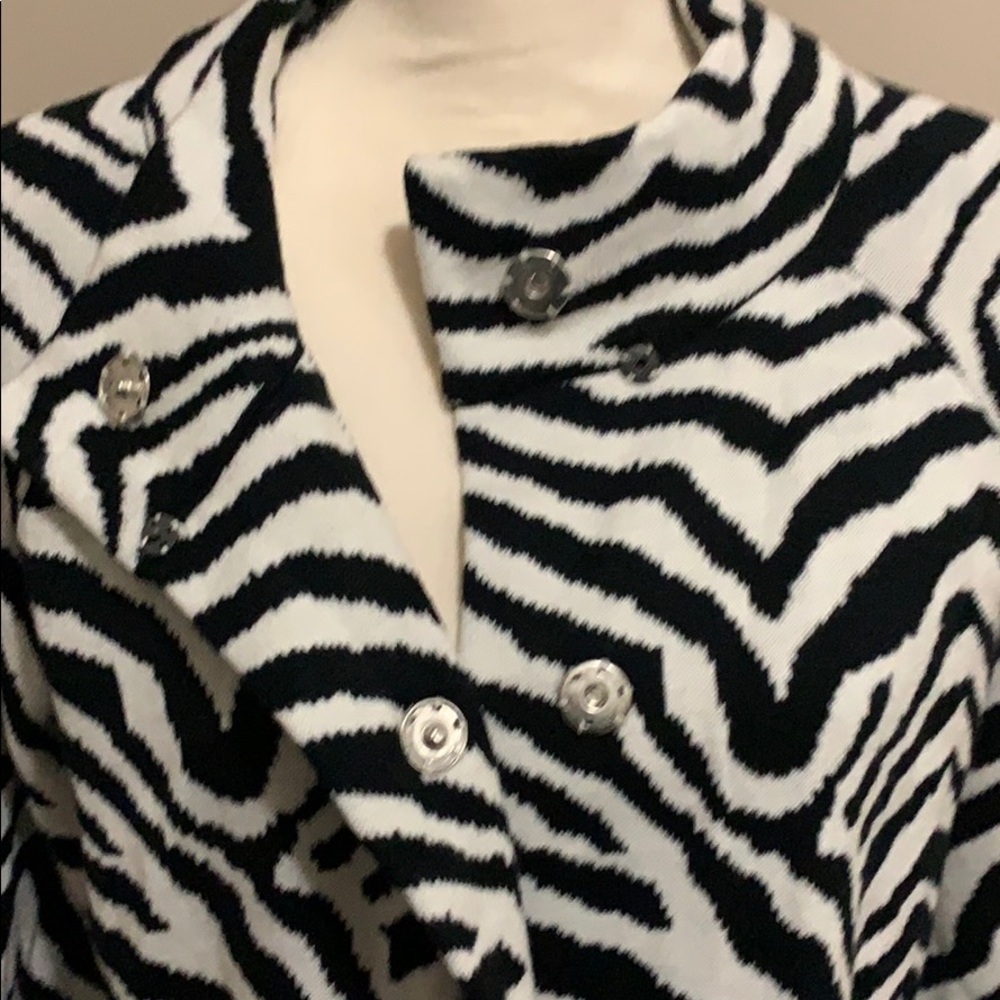 Zebra Swing Sweater Button Front - image 4